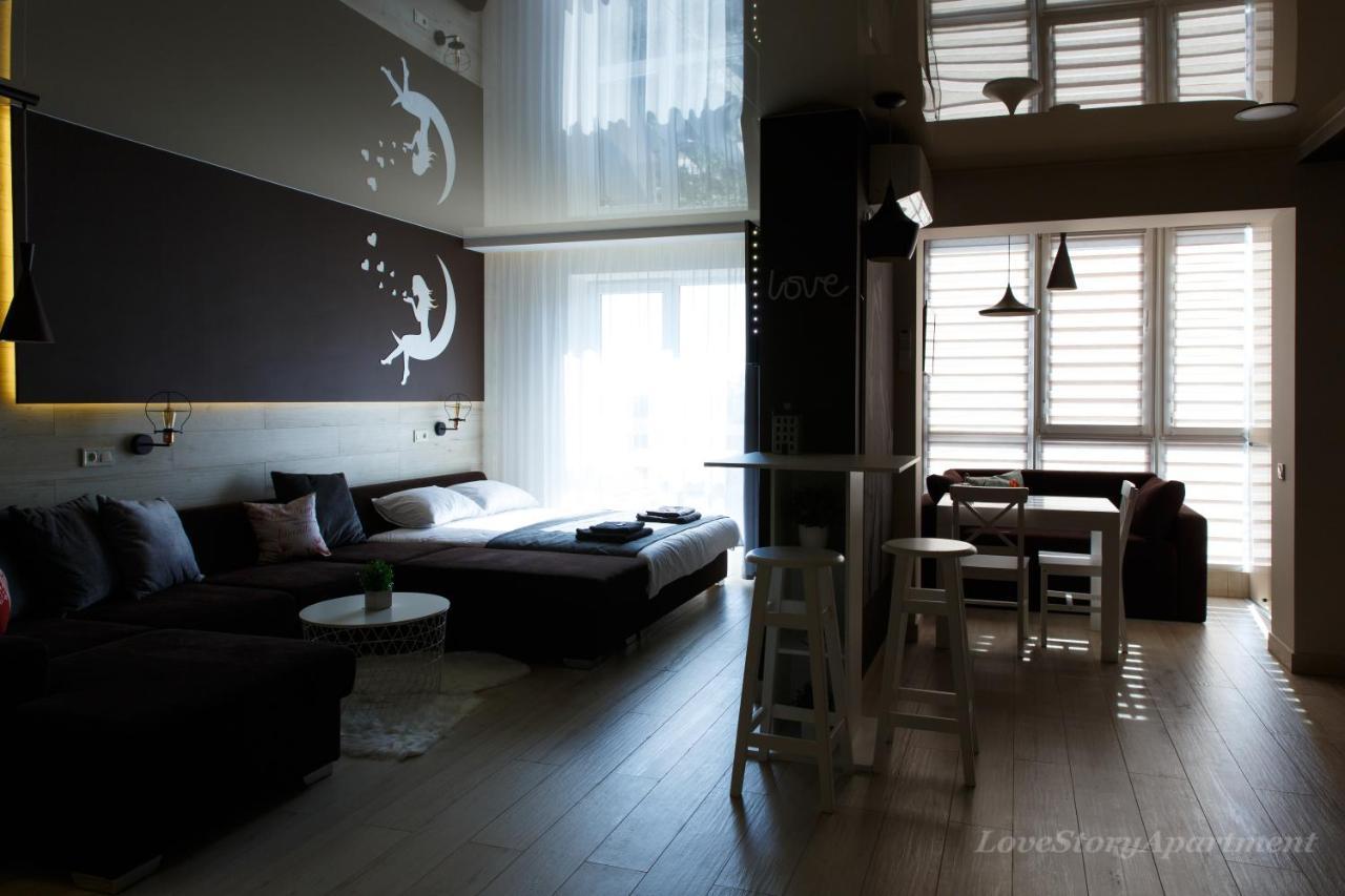 Luxury Apartments «Love Story» イヴァーノ＝フランキーウシク エクステリア 写真