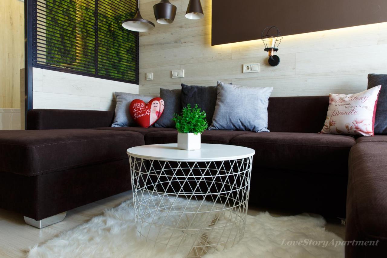 Luxury Apartments «Love Story» イヴァーノ＝フランキーウシク エクステリア 写真
