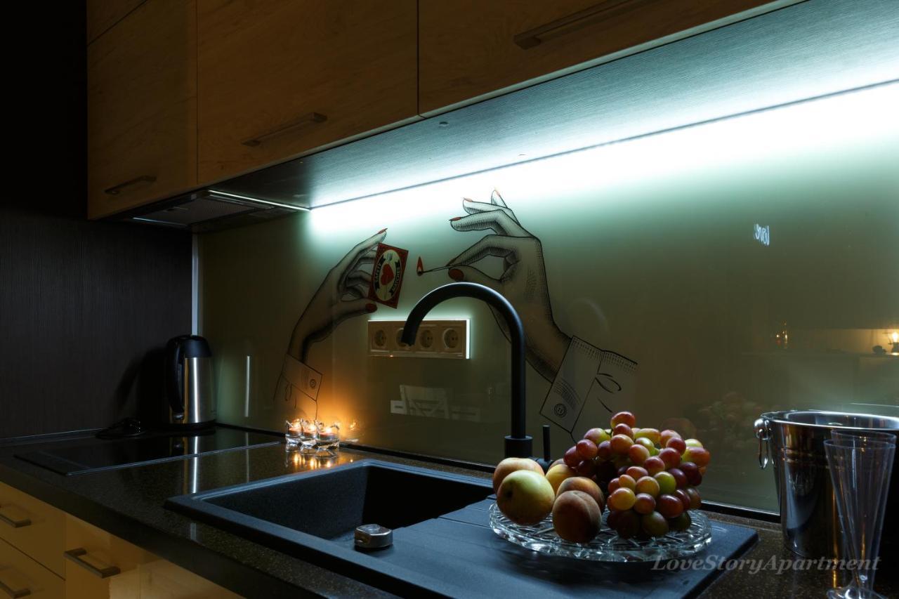 Luxury Apartments «Love Story» イヴァーノ＝フランキーウシク エクステリア 写真